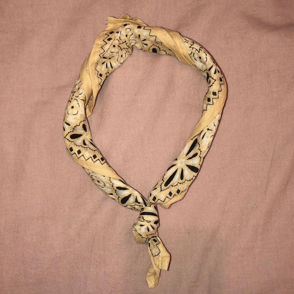 BANDANA - Picture 2 of 2